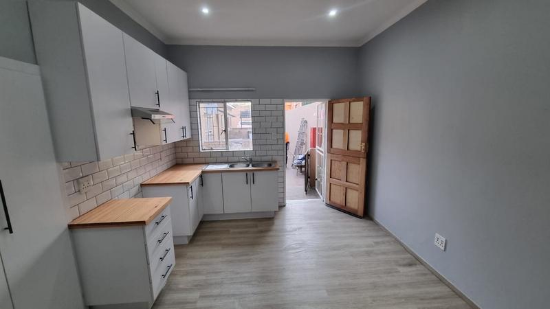 1 Bedroom Property for Sale in Selection Park Gauteng