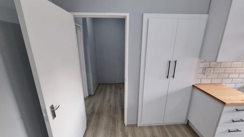 1 Bedroom Property for Sale in Selection Park Gauteng