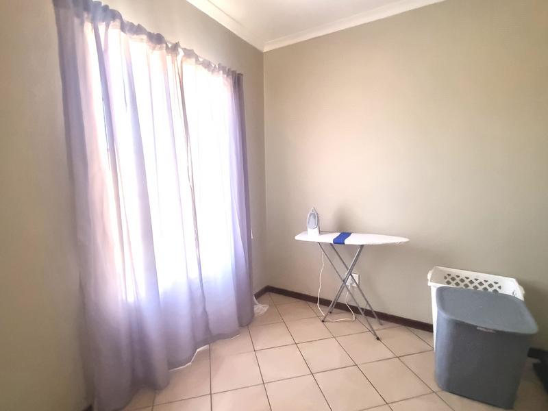 To Let 2 Bedroom Property for Rent in Mooikloof Ridge Gauteng