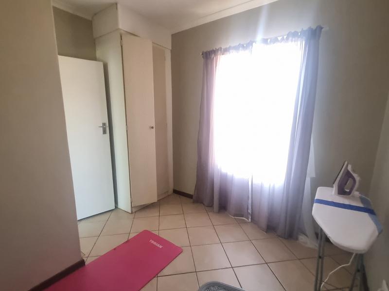 To Let 2 Bedroom Property for Rent in Mooikloof Ridge Gauteng