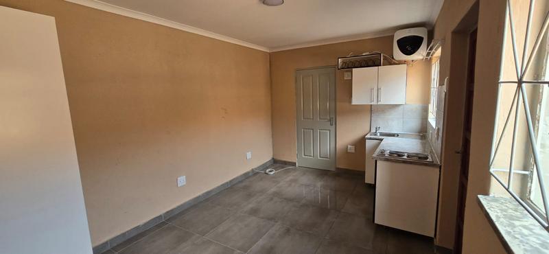 To Let 1 Bedroom Property for Rent in Tembisa Gauteng