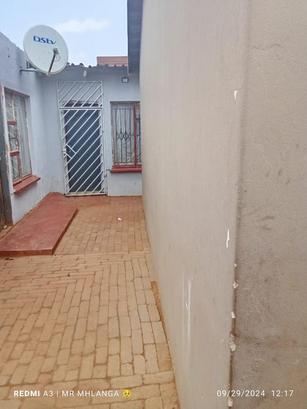 2 Bedroom Property for Sale in Palm Ridge Gauteng