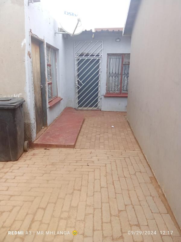 2 Bedroom Property for Sale in Palm Ridge Gauteng