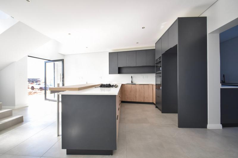 4 Bedroom Property for Sale in Fountainbrook Estate Gauteng