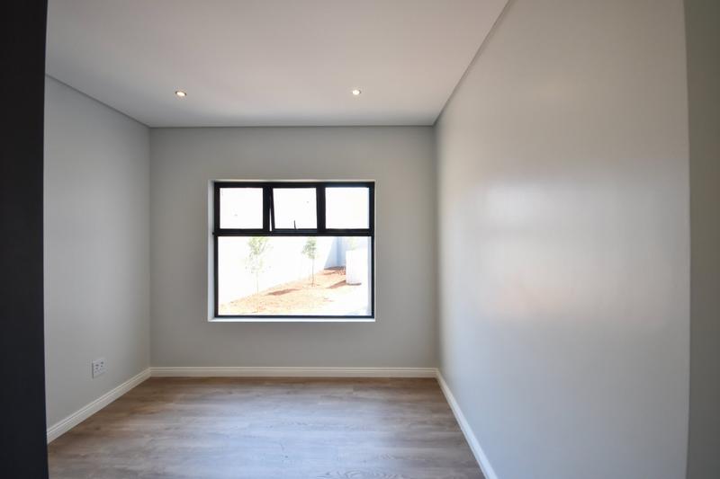 4 Bedroom Property for Sale in Fountainbrook Estate Gauteng