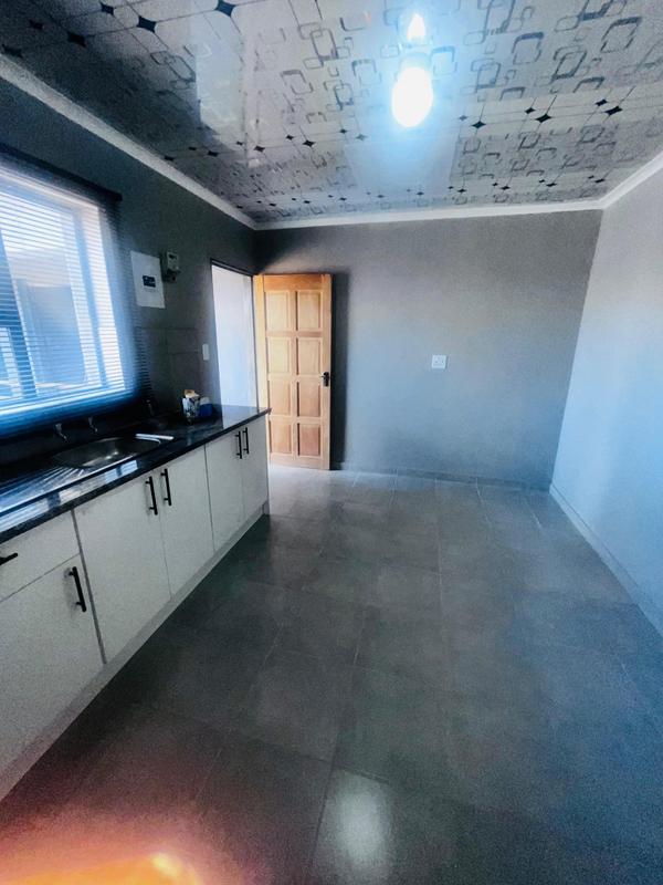 To Let 1 Bedroom Property for Rent in Zakariyya Park Gauteng