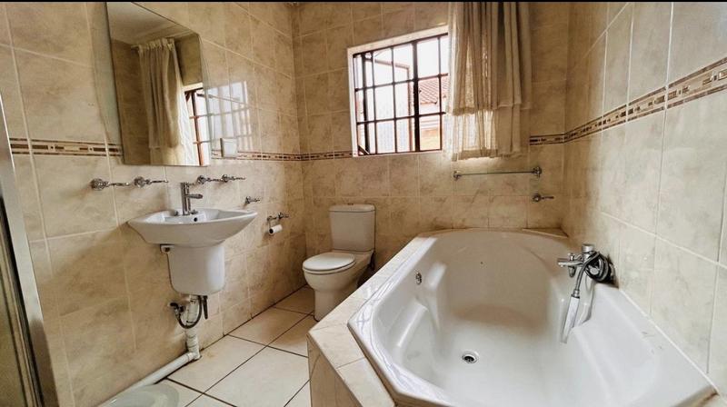 3 Bedroom Property for Sale in Pretoria North Gauteng