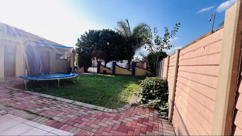 4 Bedroom Property for Sale in Pretoria North Gauteng