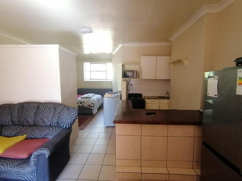 1 Bedroom Property for Sale in Albertville Gauteng