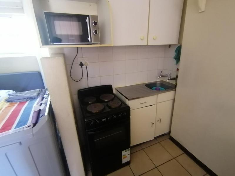 1 Bedroom Property for Sale in Albertville Gauteng