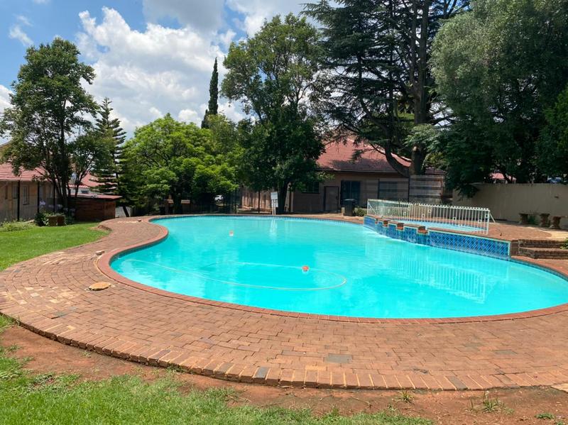 1 Bedroom Property for Sale in Albertville Gauteng