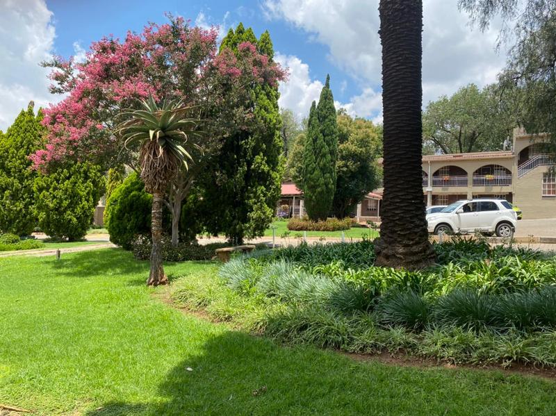 1 Bedroom Property for Sale in Albertville Gauteng