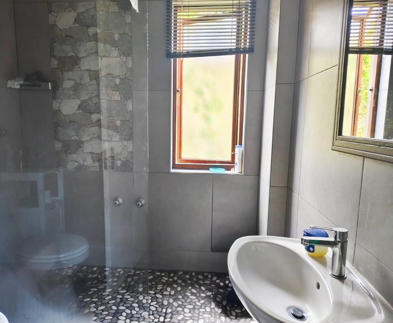 To Let 2 Bedroom Property for Rent in Bryanston Gauteng