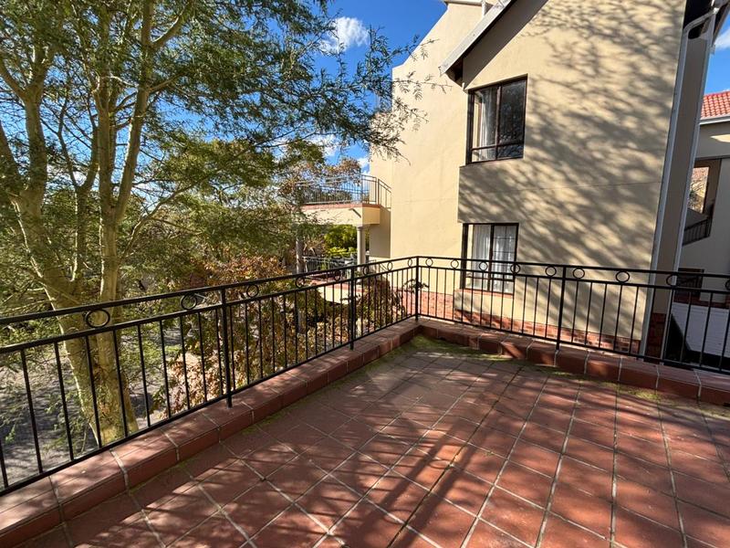 To Let 2 Bedroom Property for Rent in Bryanston Gauteng