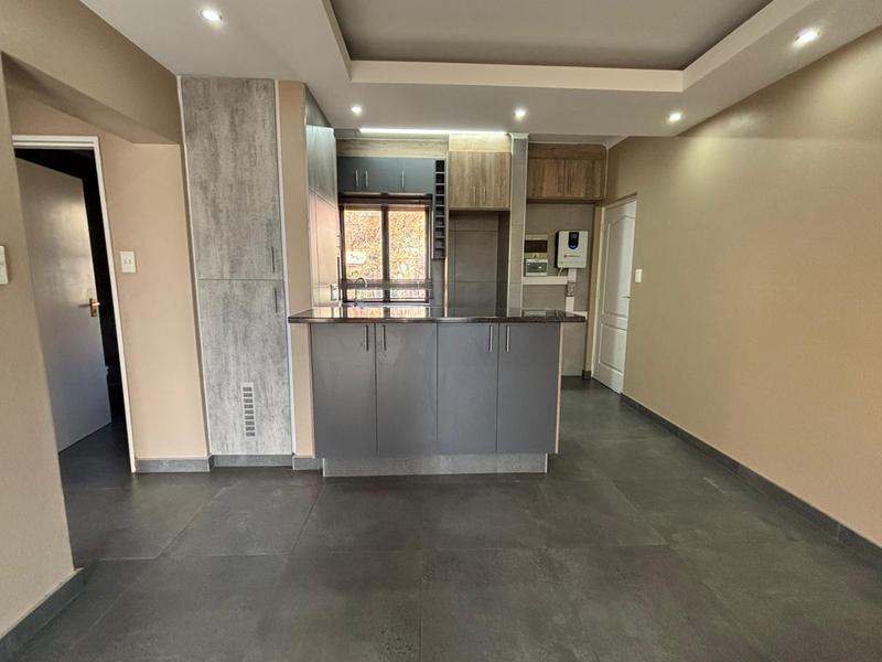 To Let 2 Bedroom Property for Rent in Bryanston Gauteng