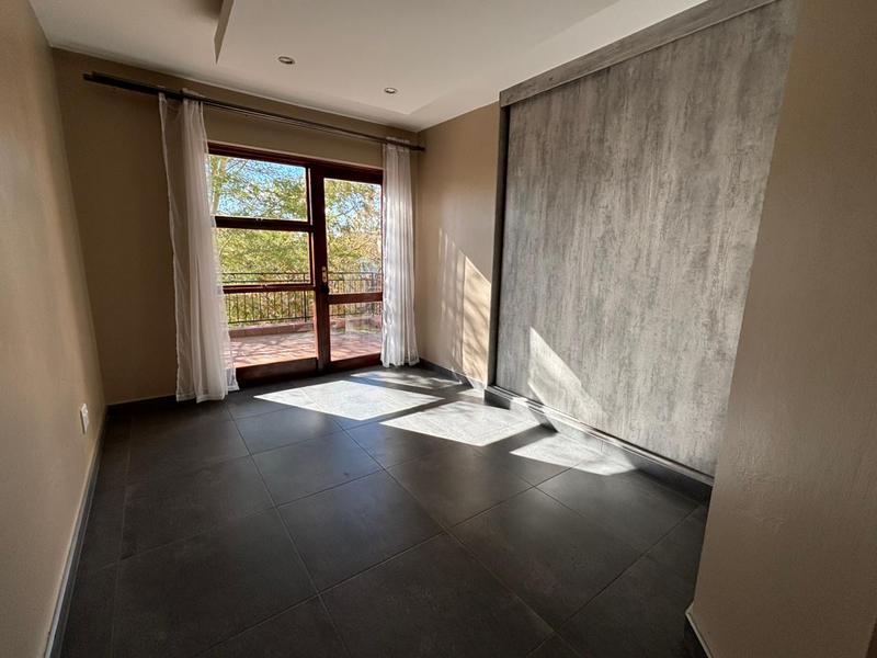 To Let 2 Bedroom Property for Rent in Bryanston Gauteng