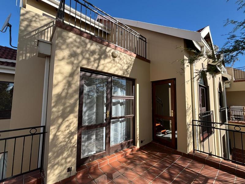 To Let 2 Bedroom Property for Rent in Bryanston Gauteng