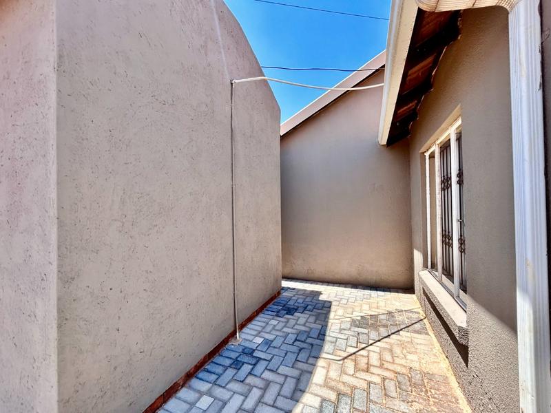 To Let 3 Bedroom Property for Rent in Ga-Rankuwa Unit 9 Gauteng