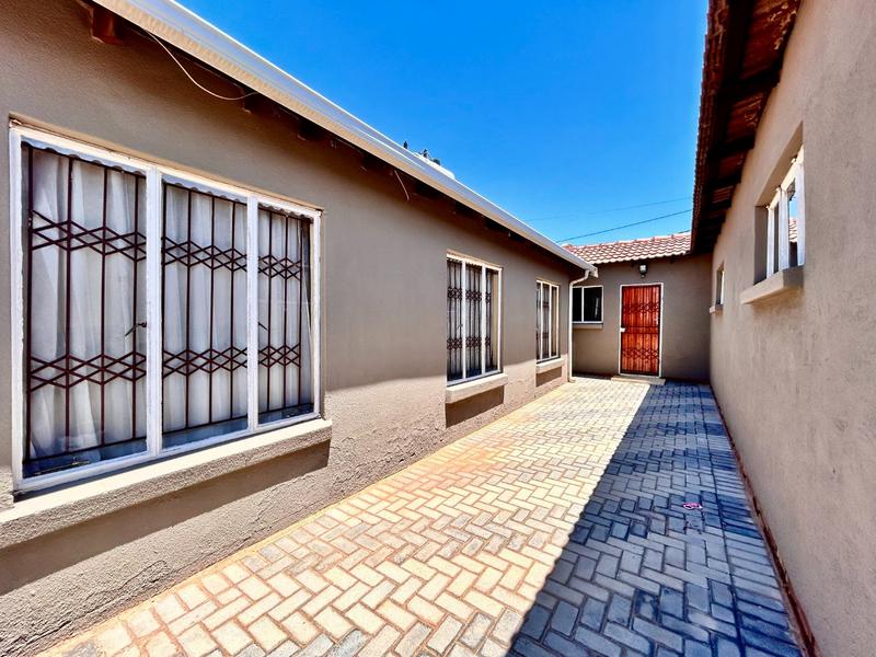 To Let 3 Bedroom Property for Rent in Ga-Rankuwa Unit 9 Gauteng