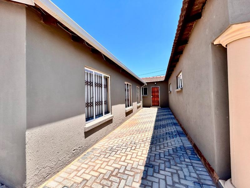 To Let 3 Bedroom Property for Rent in Ga-Rankuwa Unit 9 Gauteng