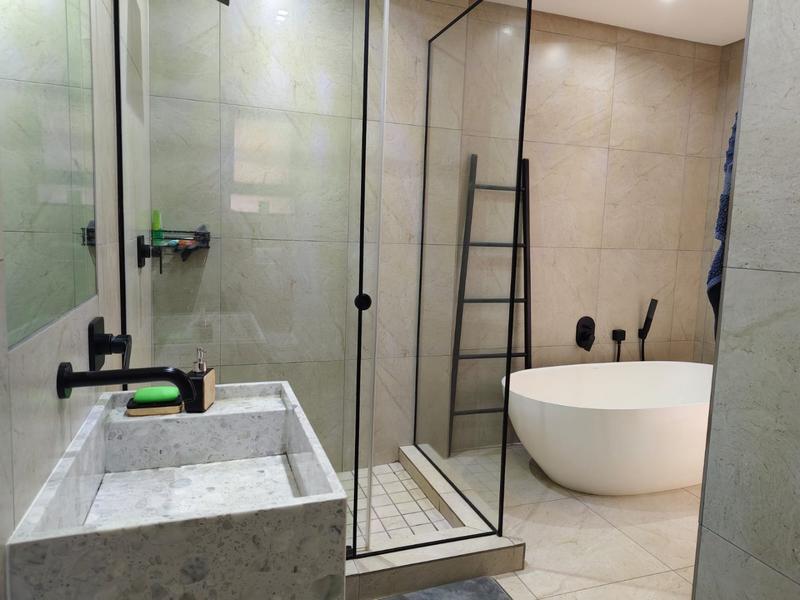 To Let 2 Bedroom Property for Rent in Broadacres Gauteng