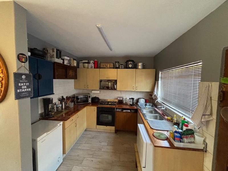 2 Bedroom Property for Sale in Annlin Gauteng