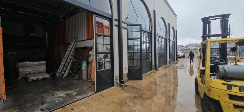 Commercial Property for Sale in Grand Central Gauteng