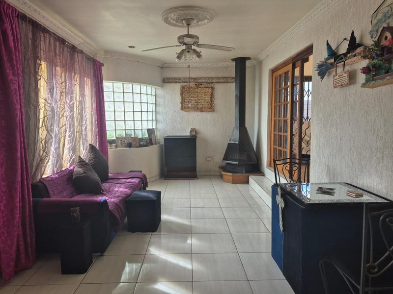 3 Bedroom Property for Sale in Lenasia South Gauteng