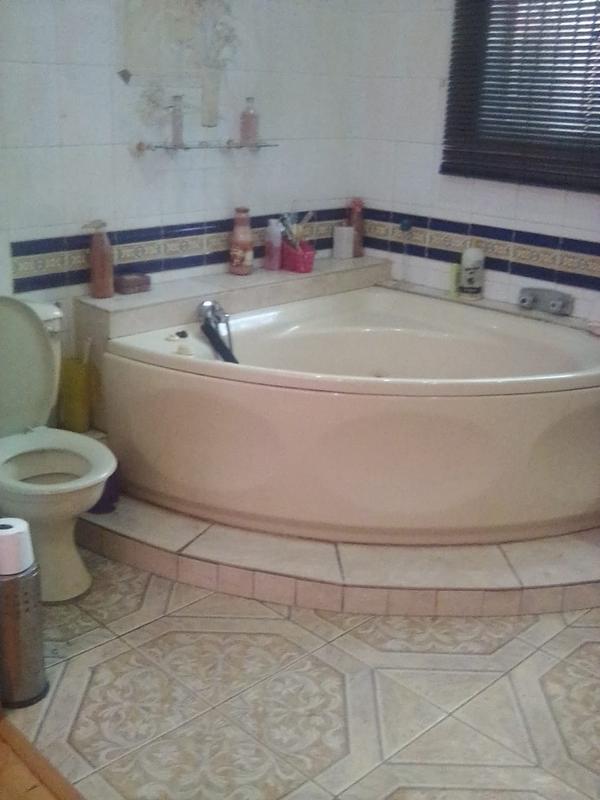 3 Bedroom Property for Sale in Lenasia South Gauteng