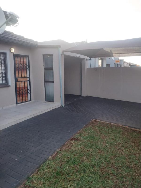 3 Bedroom Property for Sale in Windmill Park Gauteng