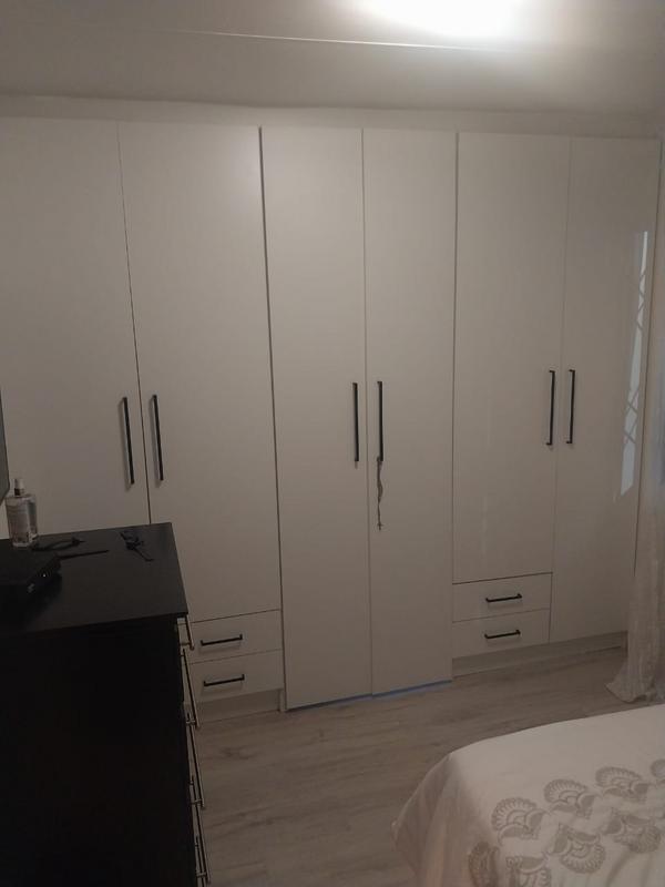 3 Bedroom Property for Sale in Windmill Park Gauteng