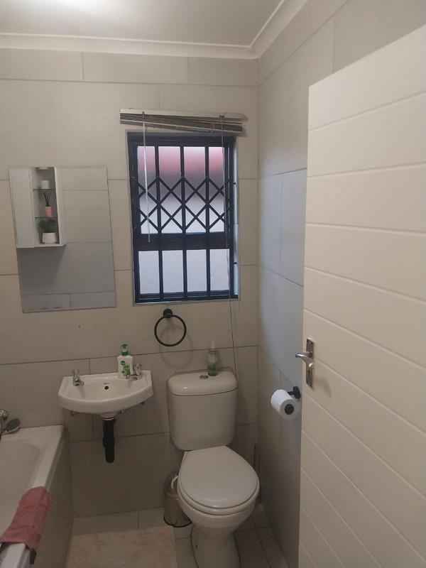 3 Bedroom Property for Sale in Windmill Park Gauteng