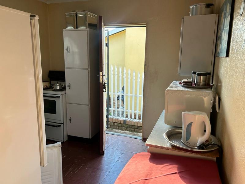 2 Bedroom Property for Sale in Emdeni Gauteng