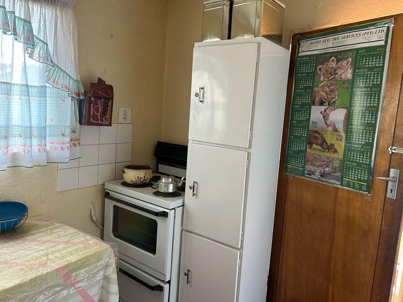 2 Bedroom Property for Sale in Emdeni Gauteng