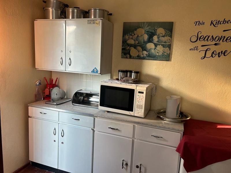 2 Bedroom Property for Sale in Emdeni Gauteng