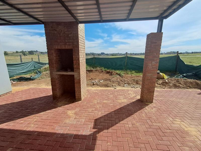 3 Bedroom Property for Sale in Parkdene Gauteng