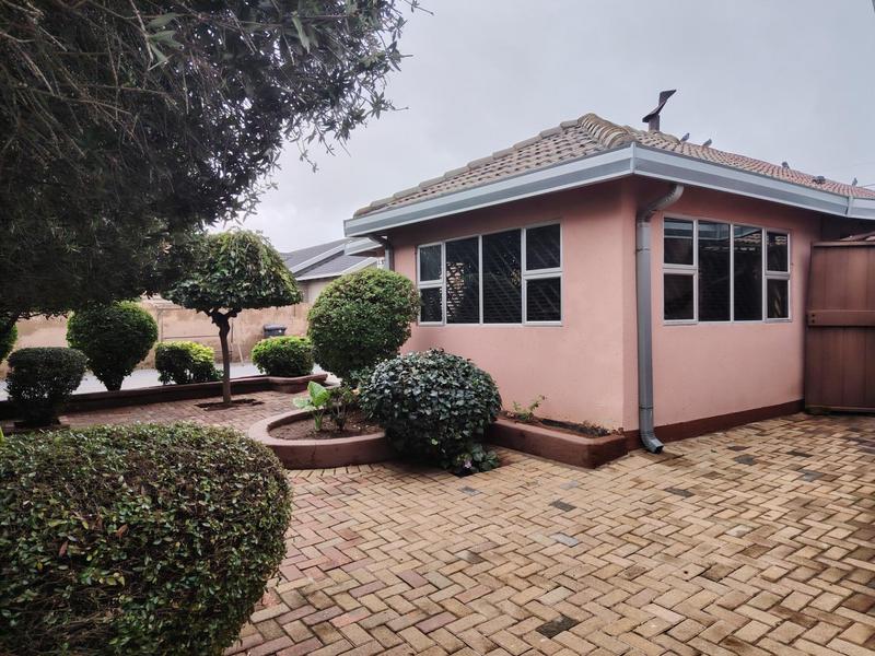 To Let 3 Bedroom Property for Rent in Kagiso Gauteng