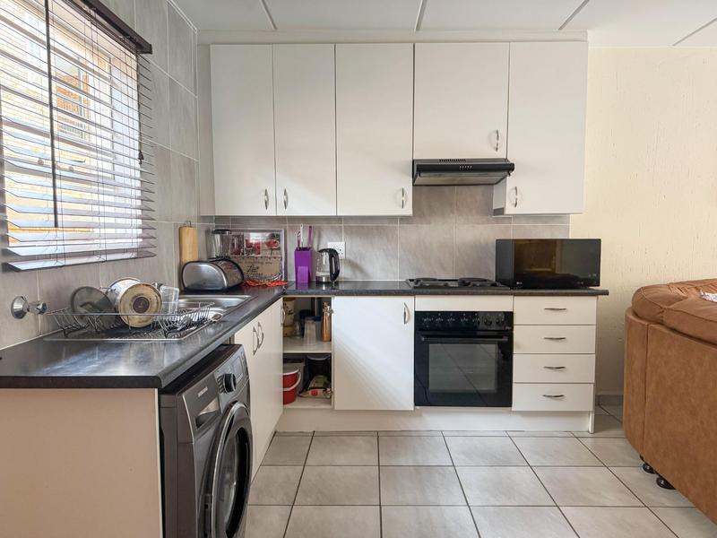 3 Bedroom Property for Sale in Wilgeheuwel Gauteng