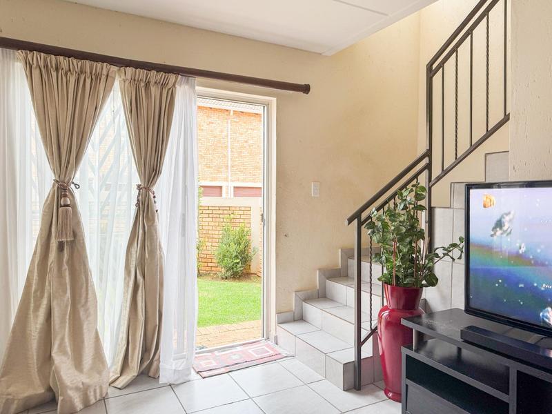 3 Bedroom Property for Sale in Wilgeheuwel Gauteng