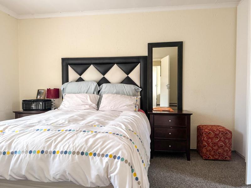 3 Bedroom Property for Sale in Wilgeheuwel Gauteng