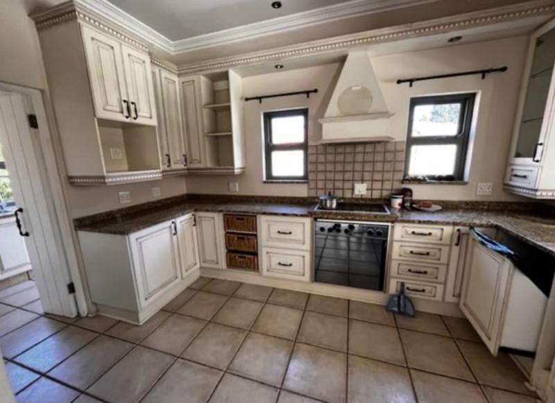 To Let 5 Bedroom Property for Rent in Brooklyn Gauteng