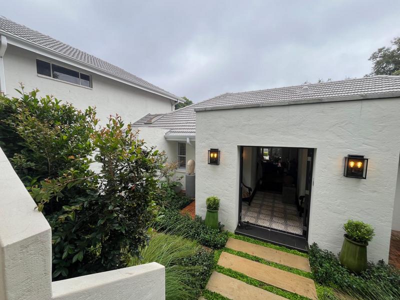3 Bedroom Property for Sale in Groenkloof Gauteng