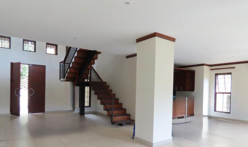 3 Bedroom Property for Sale in Waterkloof Ridge Gauteng