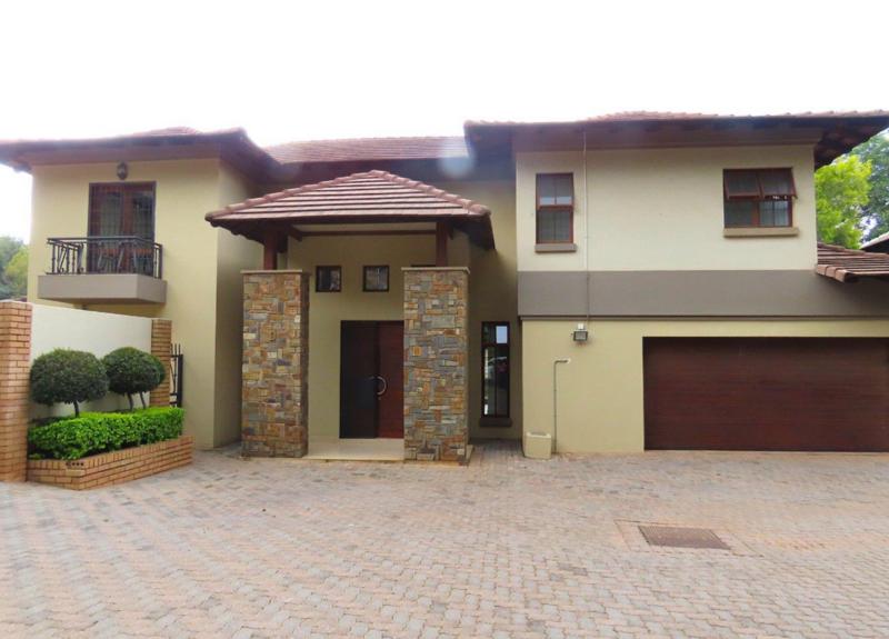 3 Bedroom Property for Sale in Waterkloof Ridge Gauteng