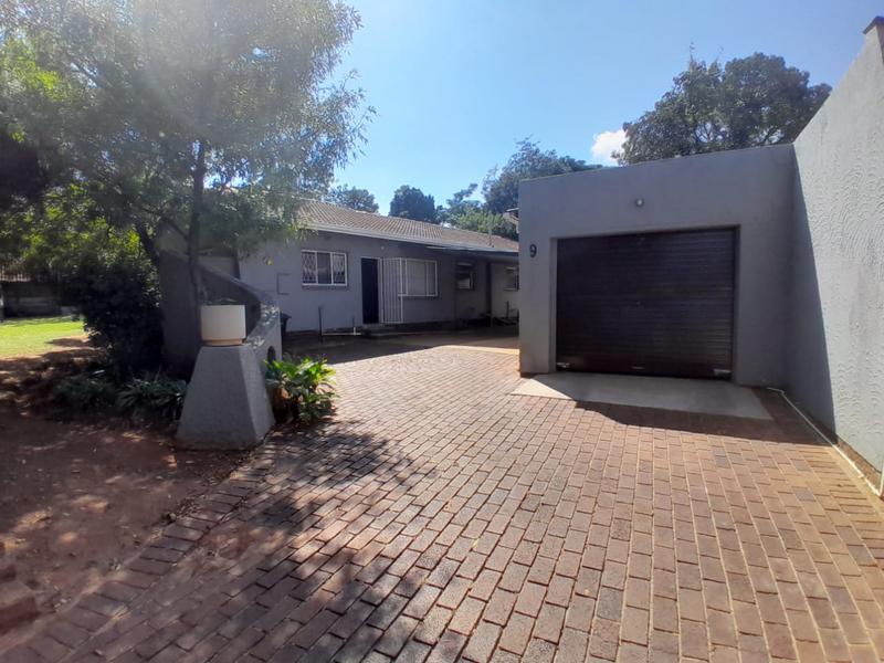To Let 3 Bedroom Property for Rent in Lambton Gauteng