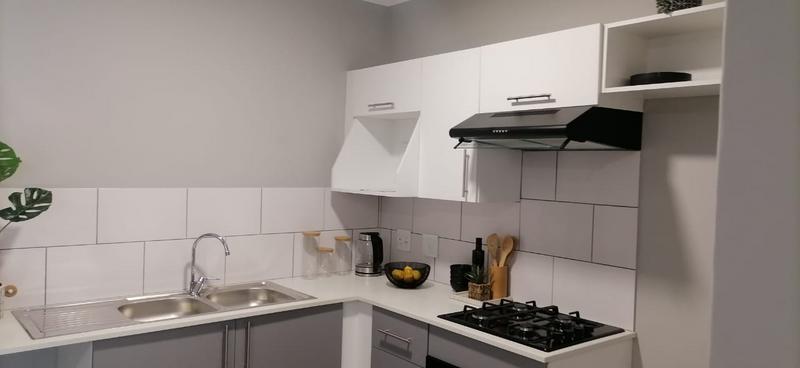To Let 2 Bedroom Property for Rent in Ferndale Gauteng
