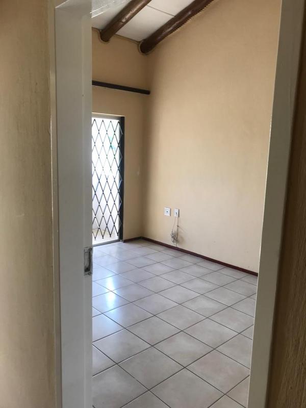 To Let 3 Bedroom Property for Rent in Ferndale Gauteng