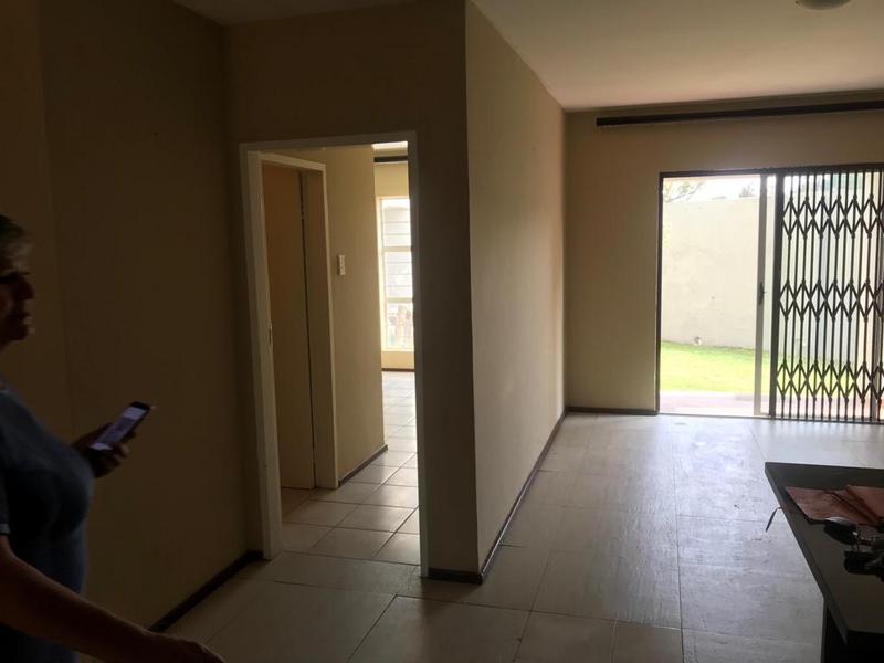 To Let 3 Bedroom Property for Rent in Ferndale Gauteng