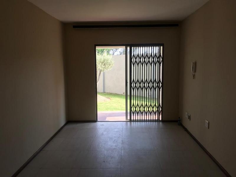 To Let 3 Bedroom Property for Rent in Ferndale Gauteng