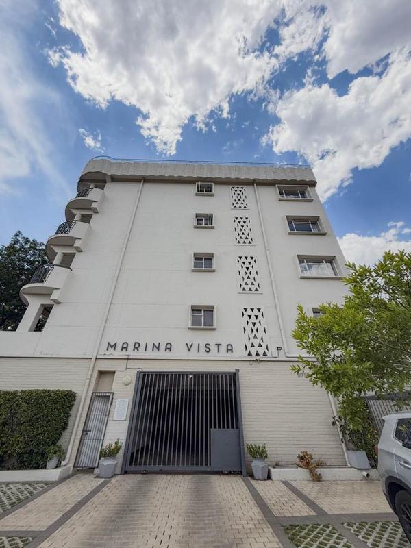 To Let 1 Bedroom Property for Rent in Parkmore Gauteng